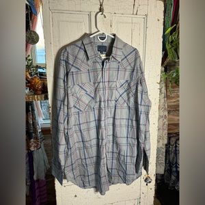 2XLT NWT Pearl Buttondown Shirt